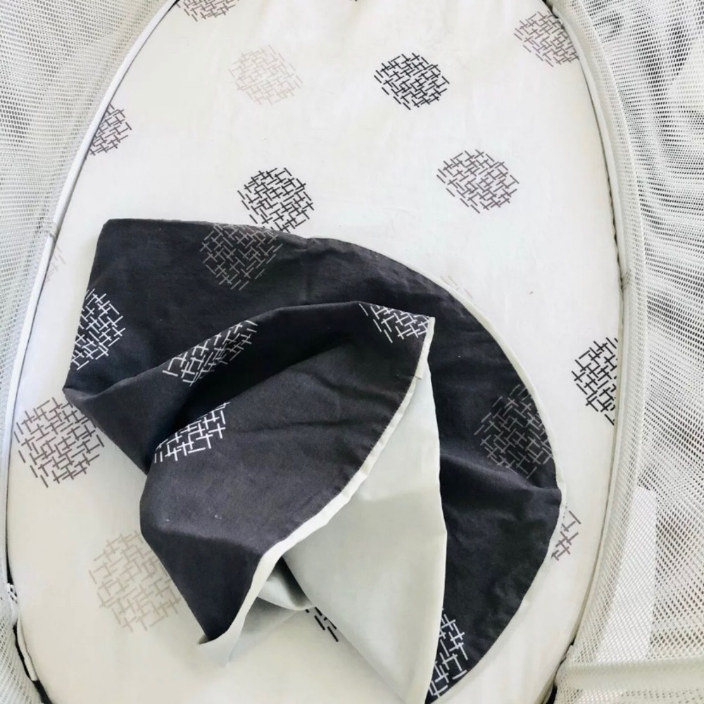 4 moms bassinet - Picture 6 of 7